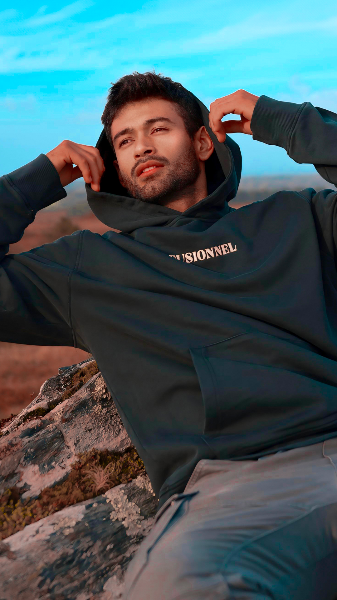 Sweat à capuche "HIVER CRÈME"