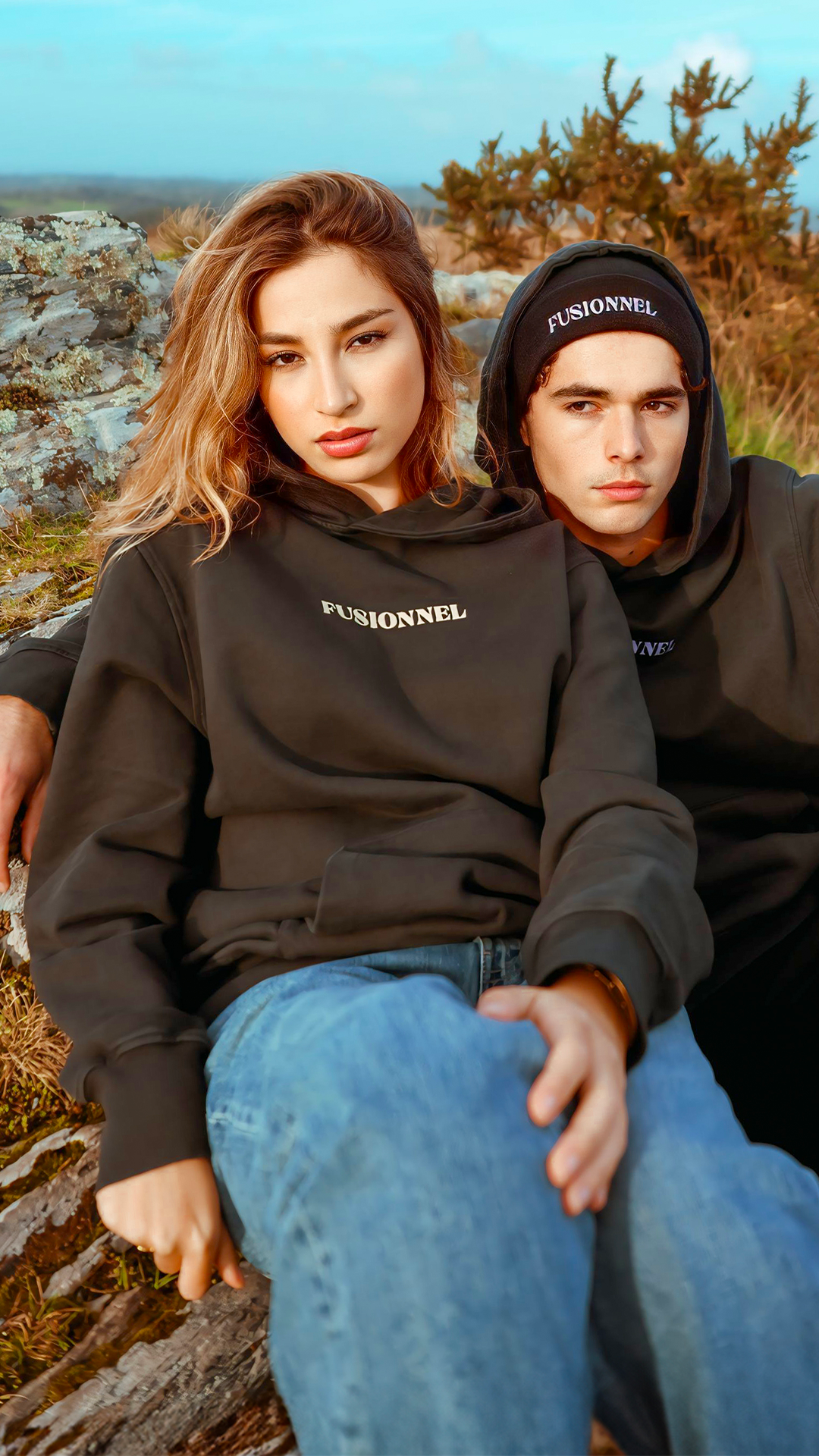 Sweat à capuche "HIVER CRÈME"